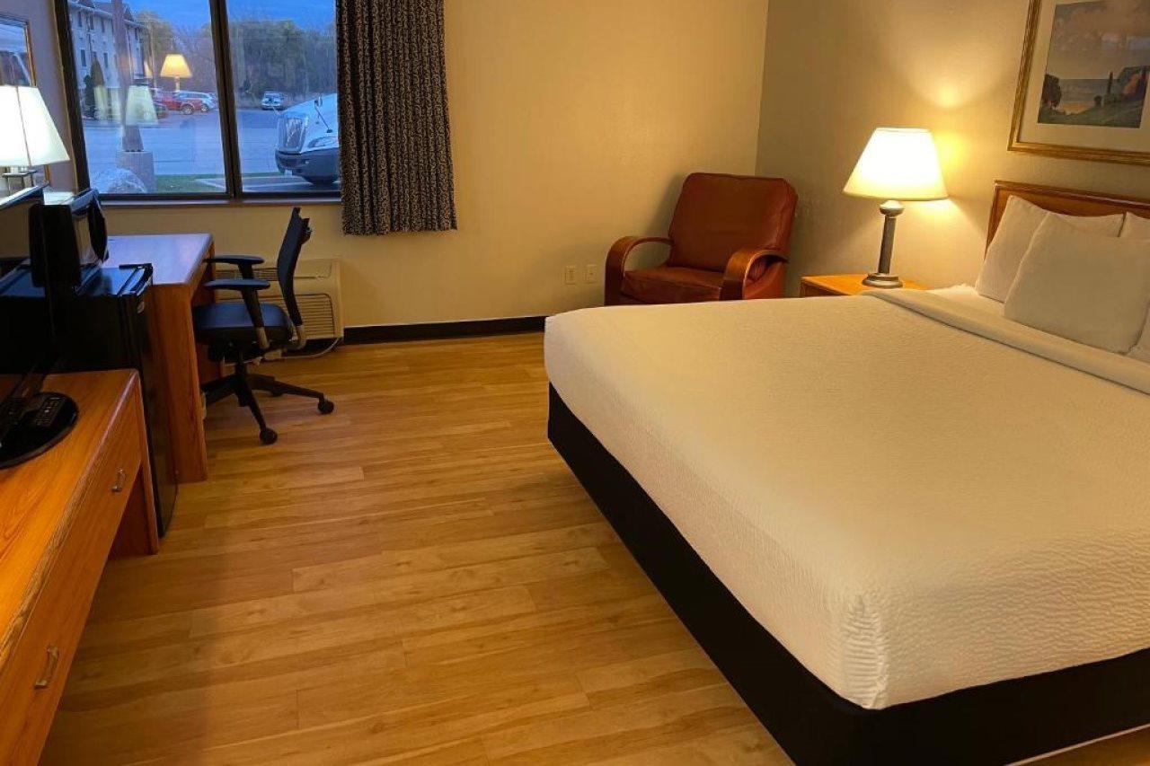 Days Inn By Wyndham Pleasant Prairie Kenosha Экстерьер фото
