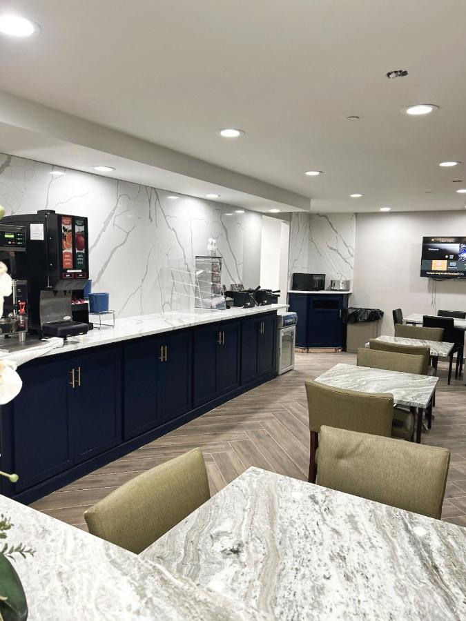 Days Inn By Wyndham Pleasant Prairie Kenosha Экстерьер фото