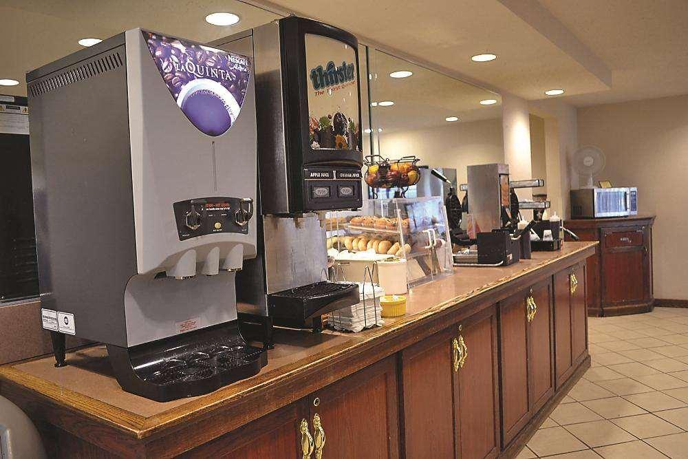 Days Inn By Wyndham Pleasant Prairie Kenosha Удобства фото