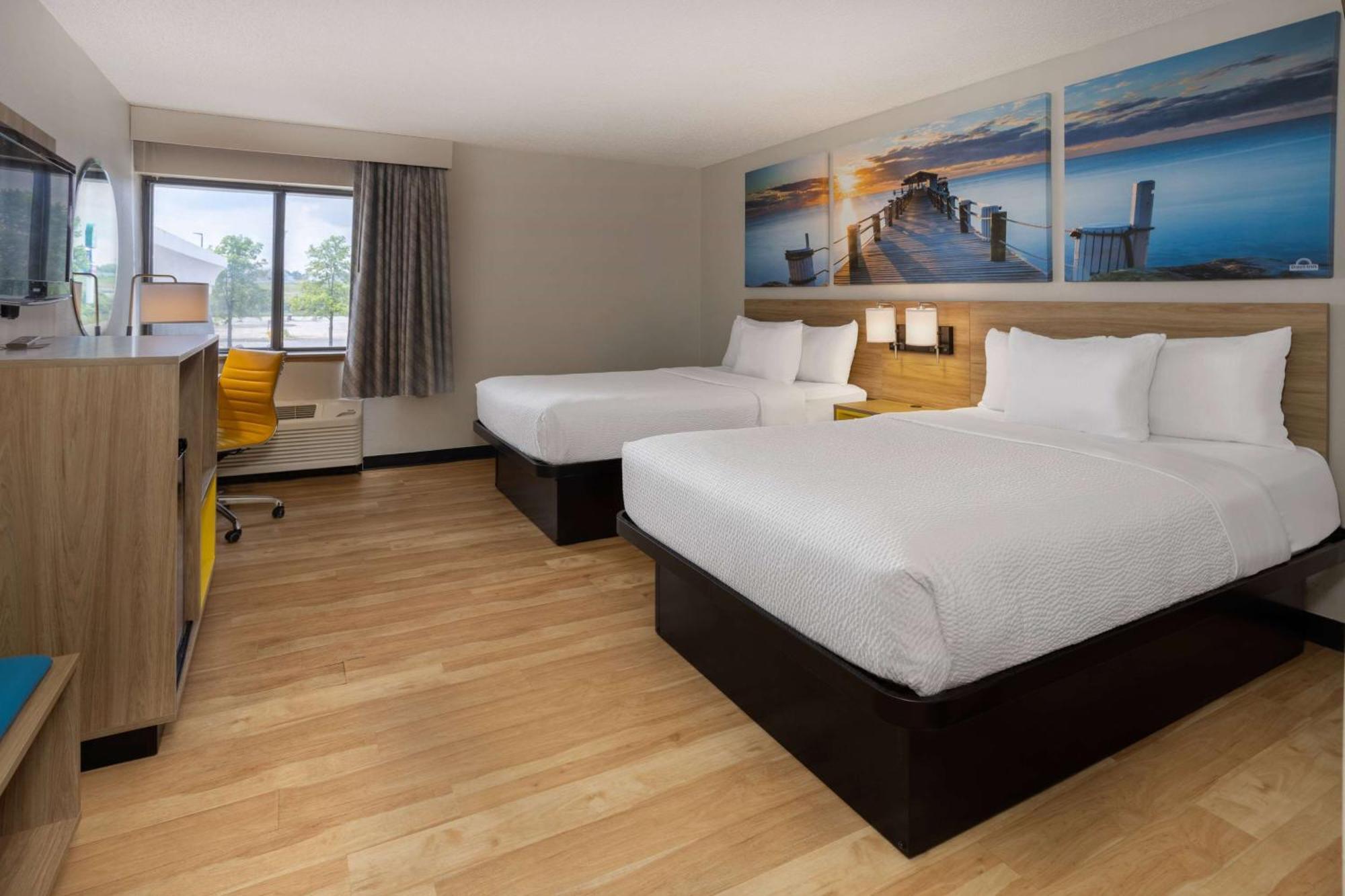Days Inn By Wyndham Pleasant Prairie Kenosha Экстерьер фото