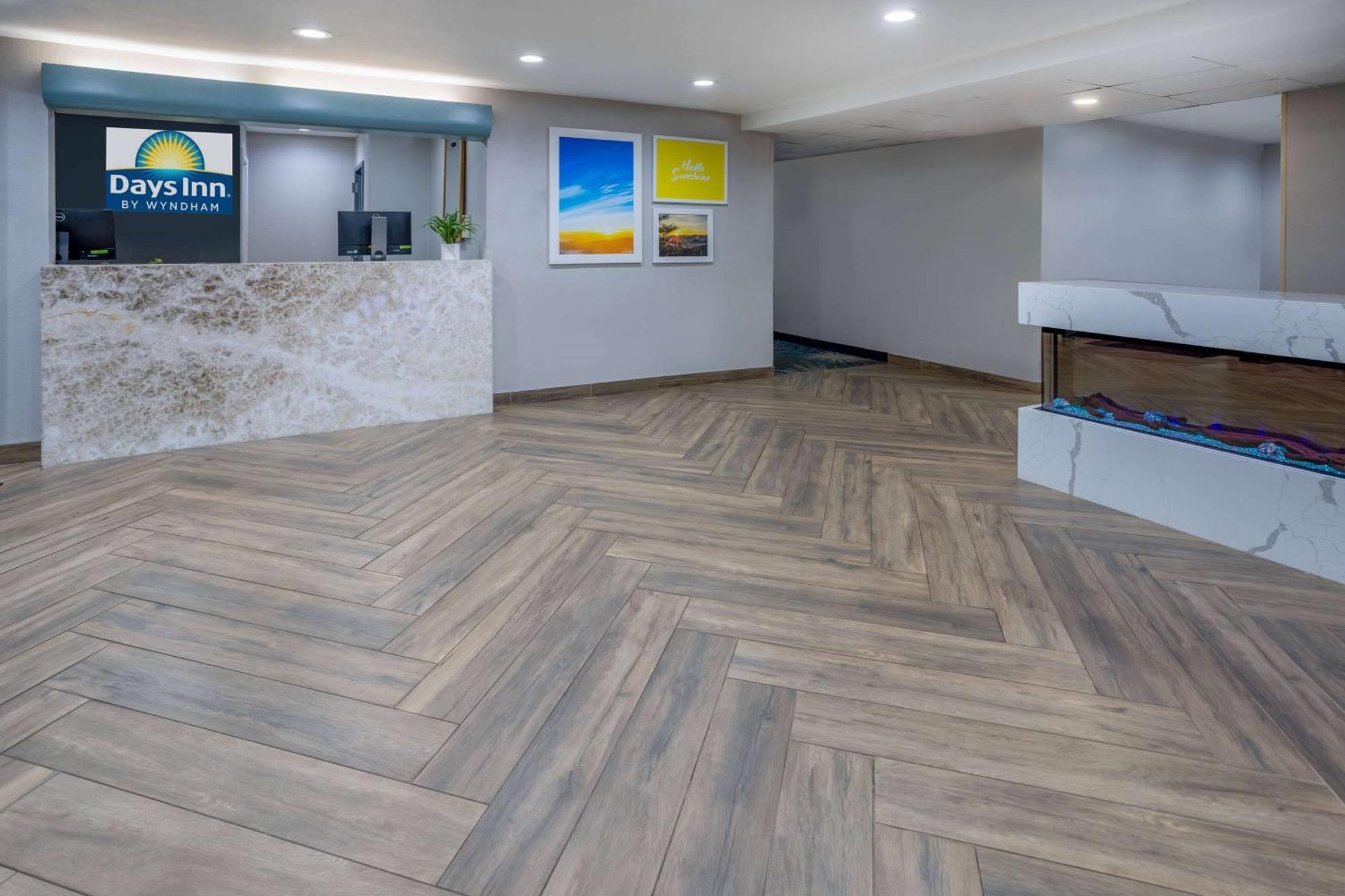 Days Inn By Wyndham Pleasant Prairie Kenosha Экстерьер фото
